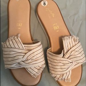 Seychelles sandals with knot bow